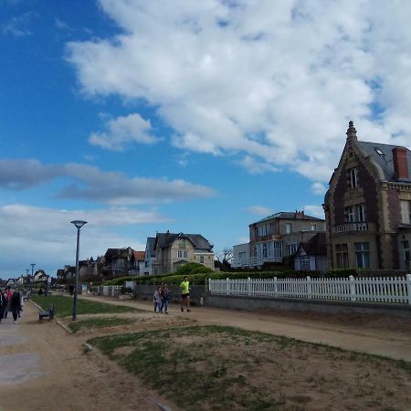 Willa La Sapiniere Hermanville-sur-Mer Zewnętrze zdjęcie